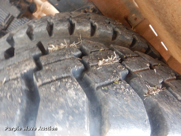 image for item HW9804 1992 Freightliner FLD120  semi truck