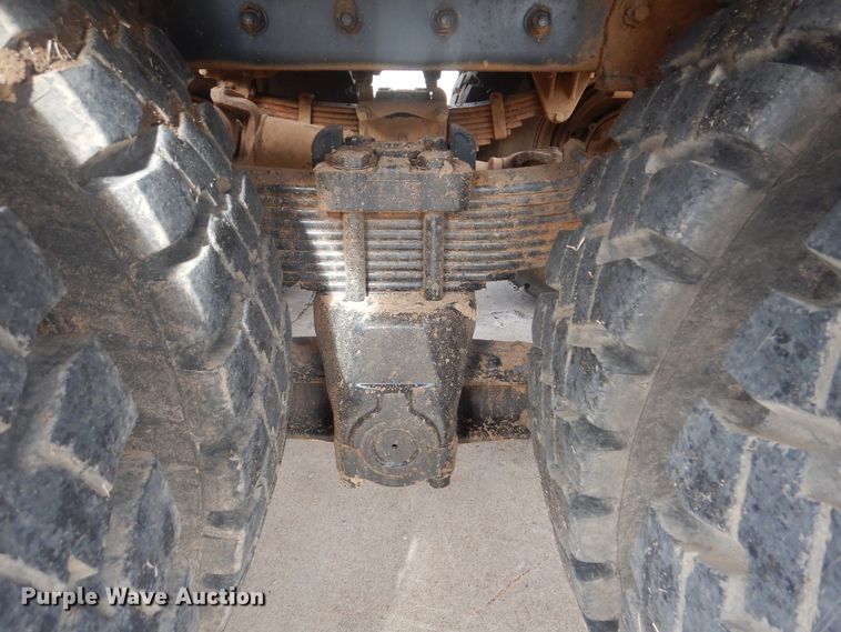 image for item HW9804 1992 Freightliner FLD120  semi truck