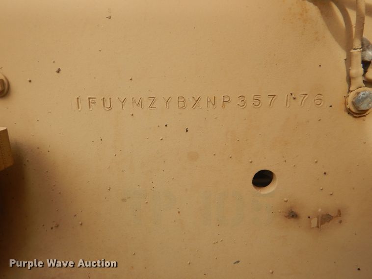 image for item HW9804 1992 Freightliner FLD120  semi truck