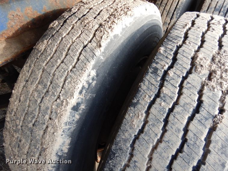 image for item HX9536 2008 Lufkin  flatbed trailer