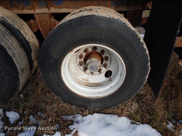 image for item HX9536 2008 Lufkin  flatbed trailer