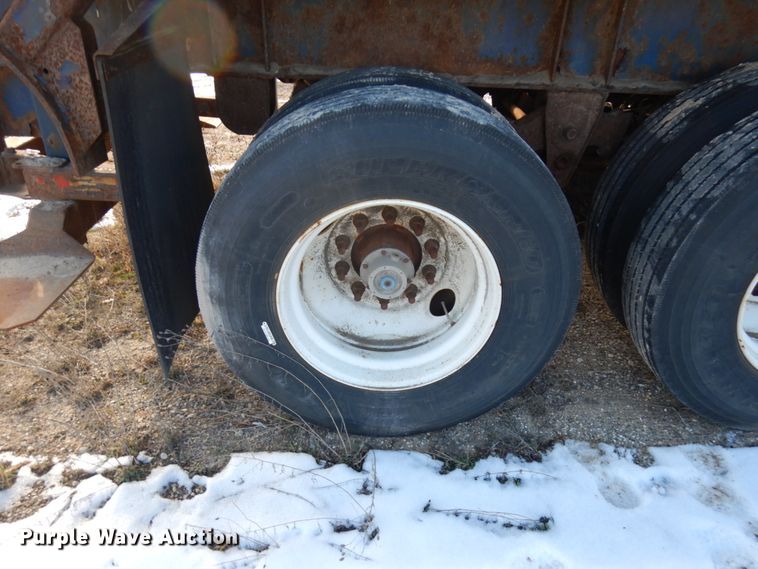 image for item HX9536 2008 Lufkin  flatbed trailer