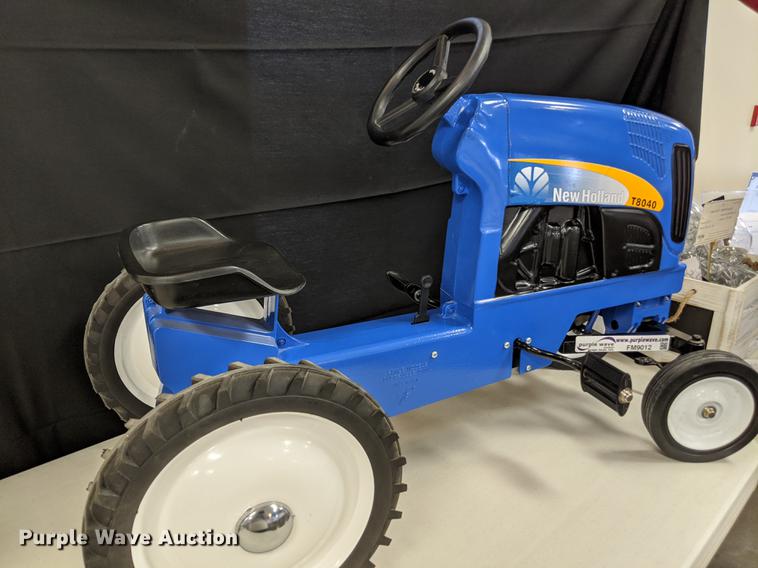 image for item FM9012 New Holland pedal tractor