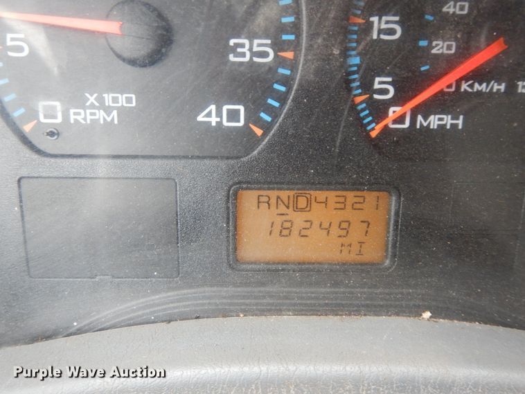 image for item DF6335 2006 International 7400  dump truck