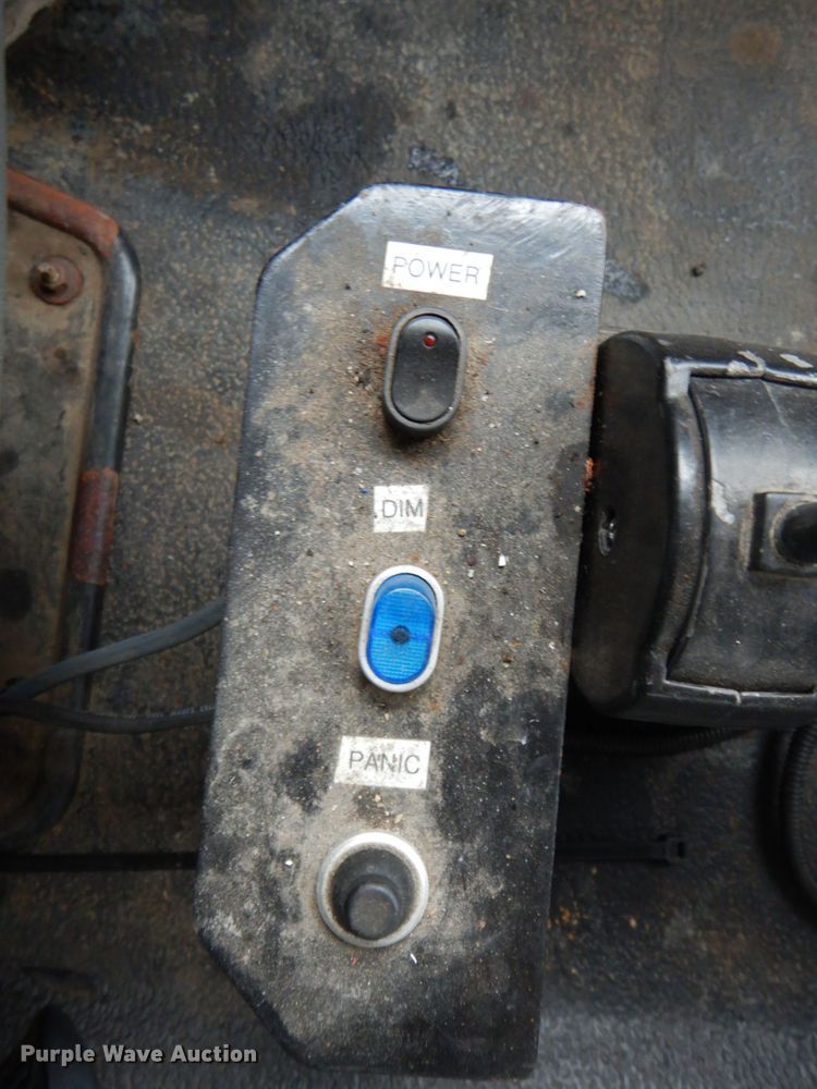 image for item DF6335 2006 International 7400  dump truck