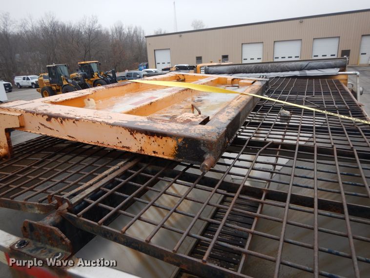 image for item DF6335 2006 International 7400  dump truck