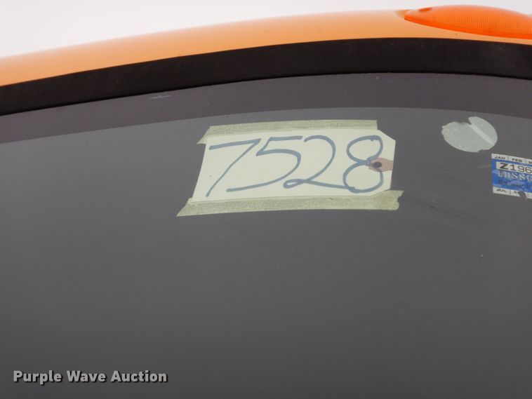 image for item DF6335 2006 International 7400  dump truck