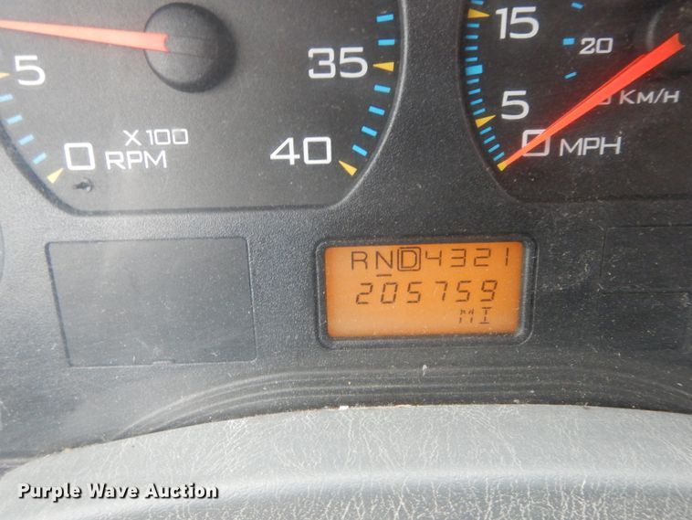 image for item DF6336 2006 International 7400  dump truck