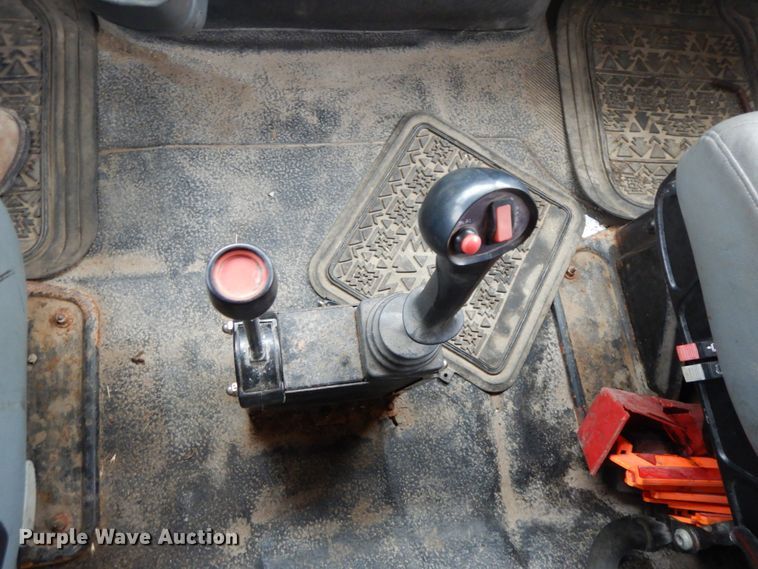 image for item DF6336 2006 International 7400  dump truck