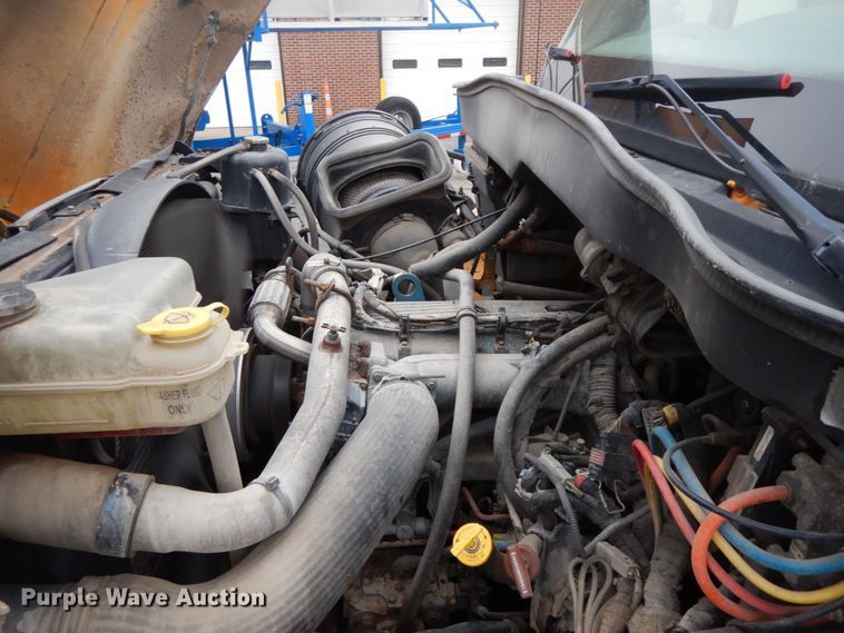 image for item DF6336 2006 International 7400  dump truck