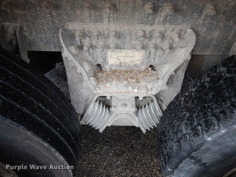 image for item DF6336 2006 International 7400  dump truck