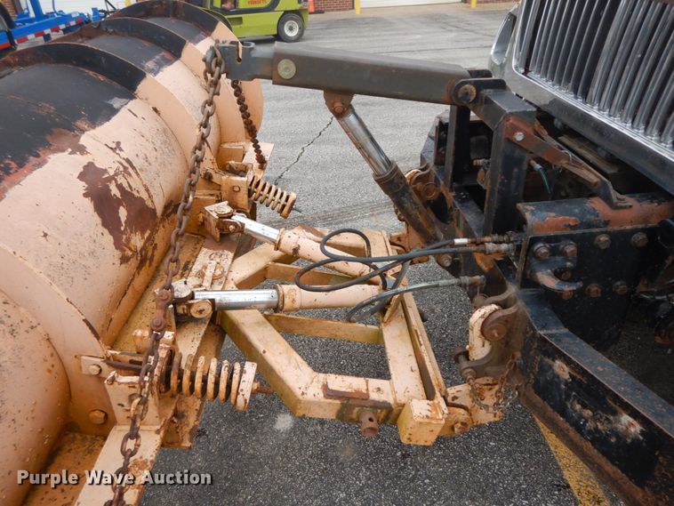 image for item DF6336 2006 International 7400  dump truck