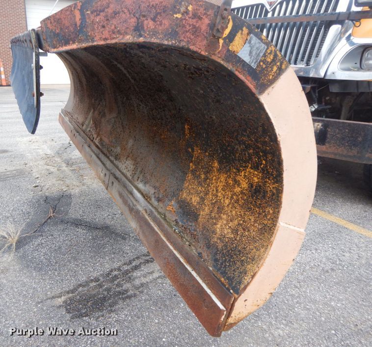 image for item DF6336 2006 International 7400  dump truck