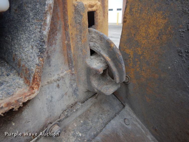 image for item DF6336 2006 International 7400  dump truck