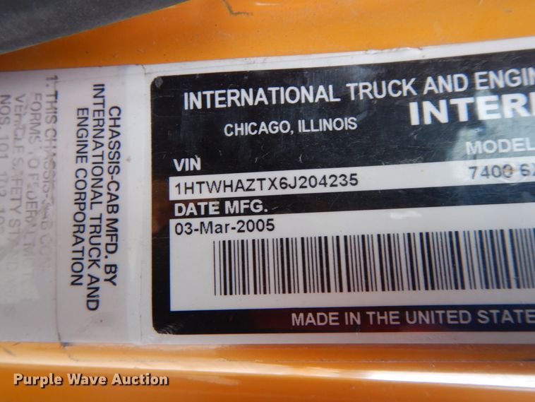 image for item DF6336 2006 International 7400  dump truck