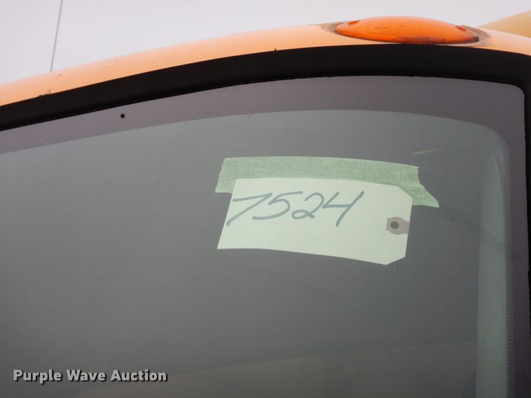 image for item DF6336 2006 International 7400  dump truck