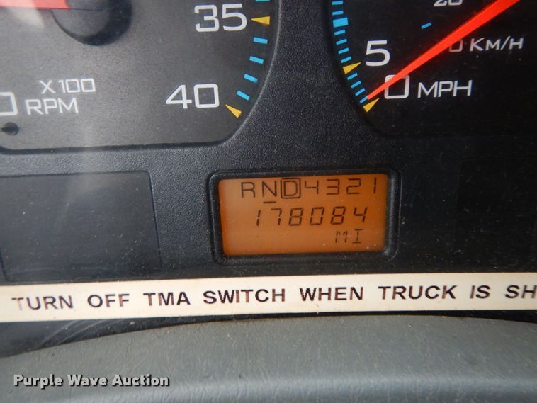 image for item DF6339 2006 International 7400  dump truck