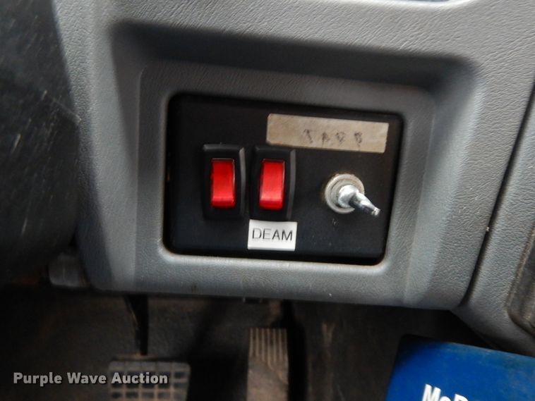 image for item DF6339 2006 International 7400  dump truck