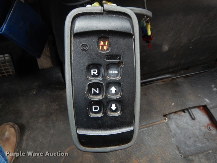 image for item DF6339 2006 International 7400  dump truck