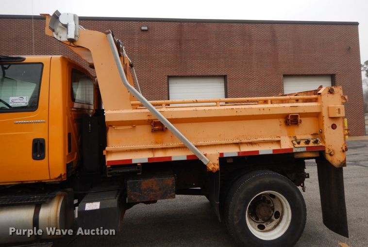 image for item DF6339 2006 International 7400  dump truck