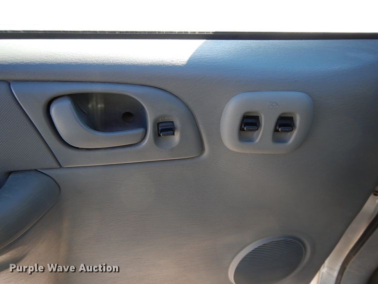 image for item DF6343 2006 Dodge Caravan  van
