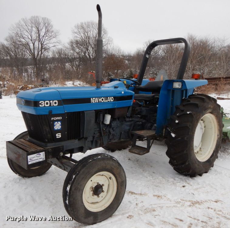 image for item DF6351 New Holland 3010  tractor