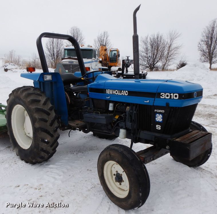 image for item DF6351 New Holland 3010  tractor