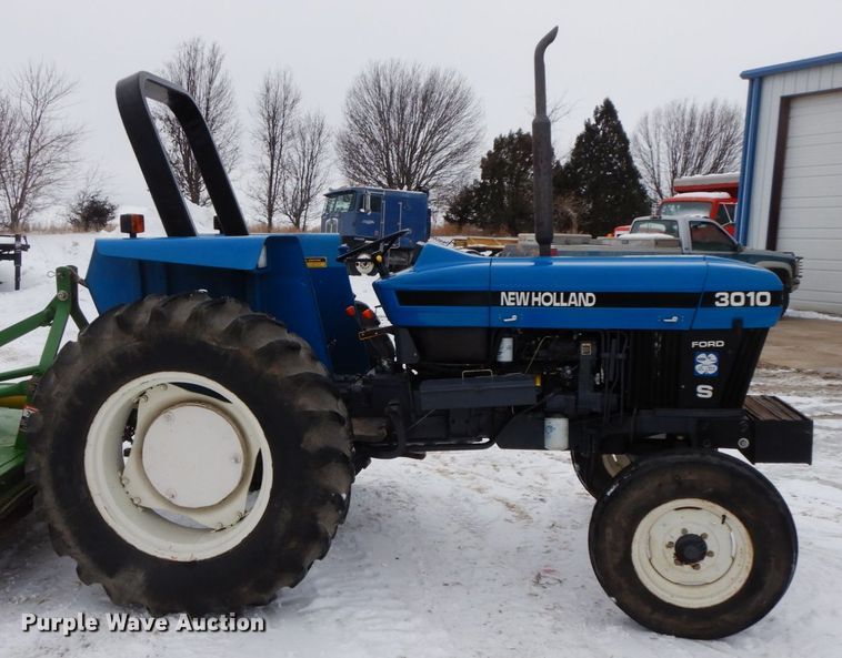 image for item DF6351 New Holland 3010  tractor