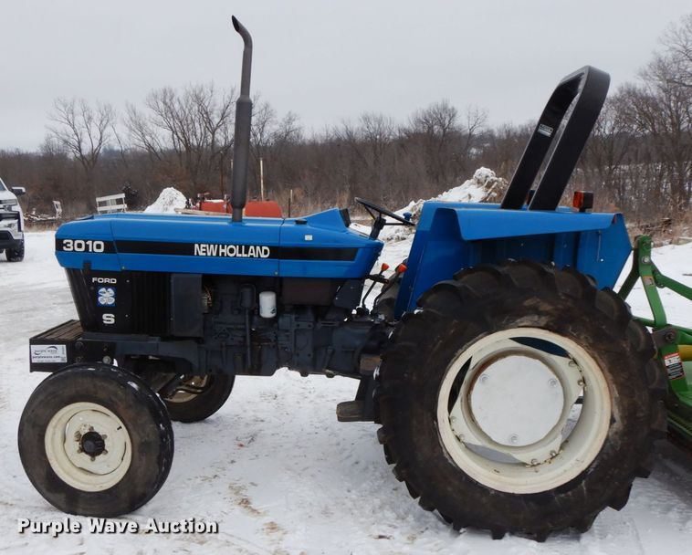 image for item DF6351 New Holland 3010  tractor