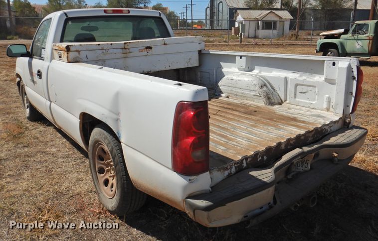 image for item DG1479 2005 Chevrolet Silverado 1500  pickup truck