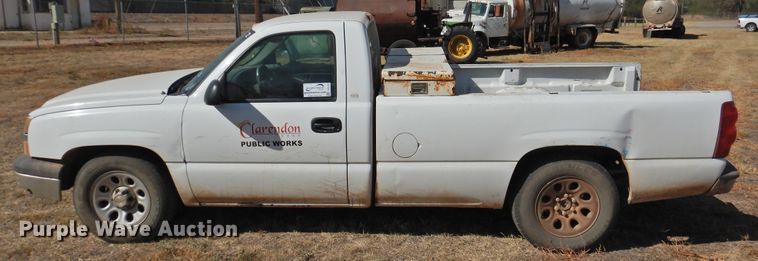 image for item DG1479 2005 Chevrolet Silverado 1500  pickup truck