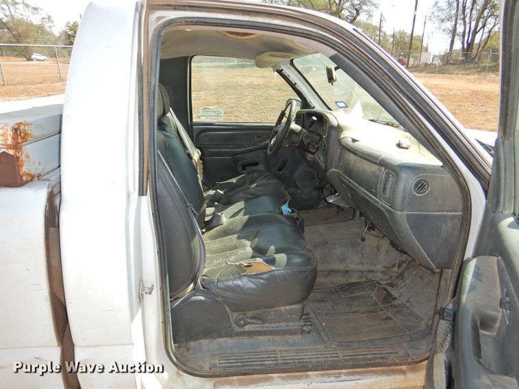 image for item DG1479 2005 Chevrolet Silverado 1500  pickup truck