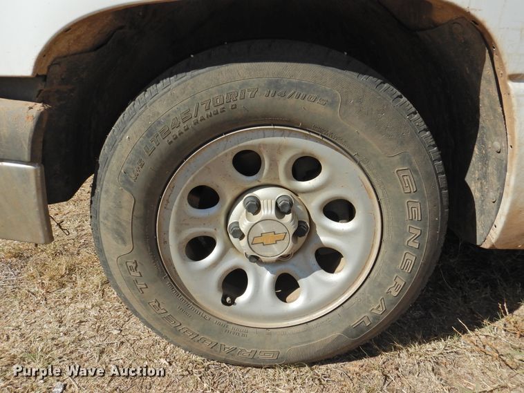 image for item DG1479 2005 Chevrolet Silverado 1500  pickup truck