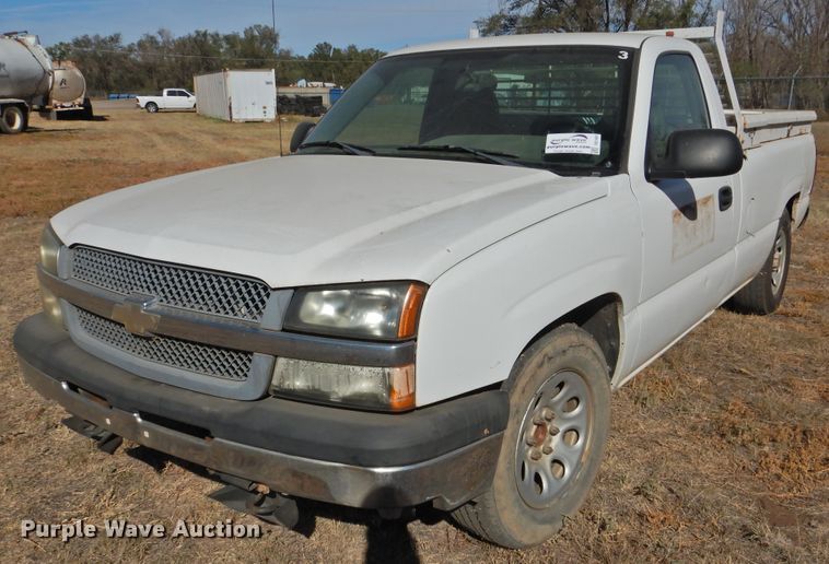 image for item DG1481 2005 Chevrolet Silverado 1500  pickup truck