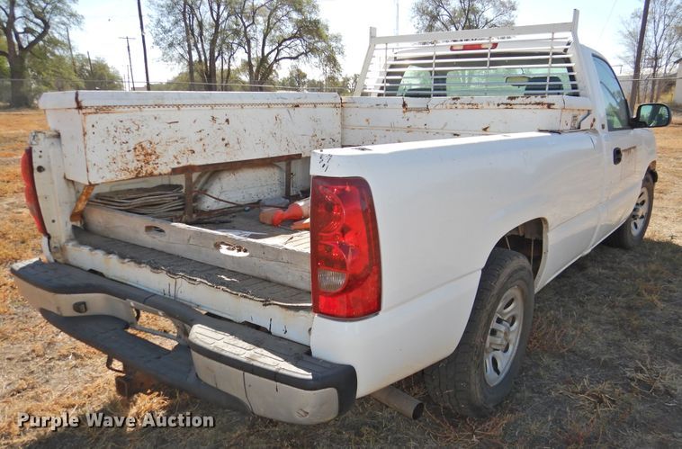 image for item DG1481 2005 Chevrolet Silverado 1500  pickup truck
