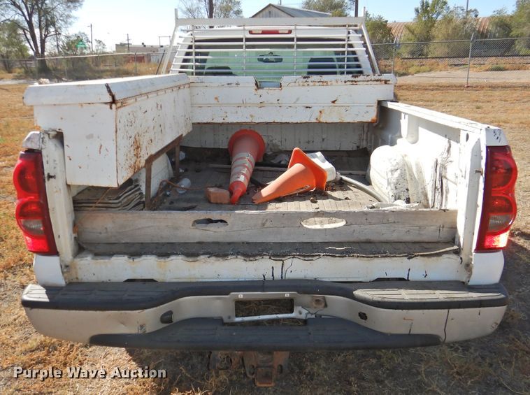 image for item DG1481 2005 Chevrolet Silverado 1500  pickup truck