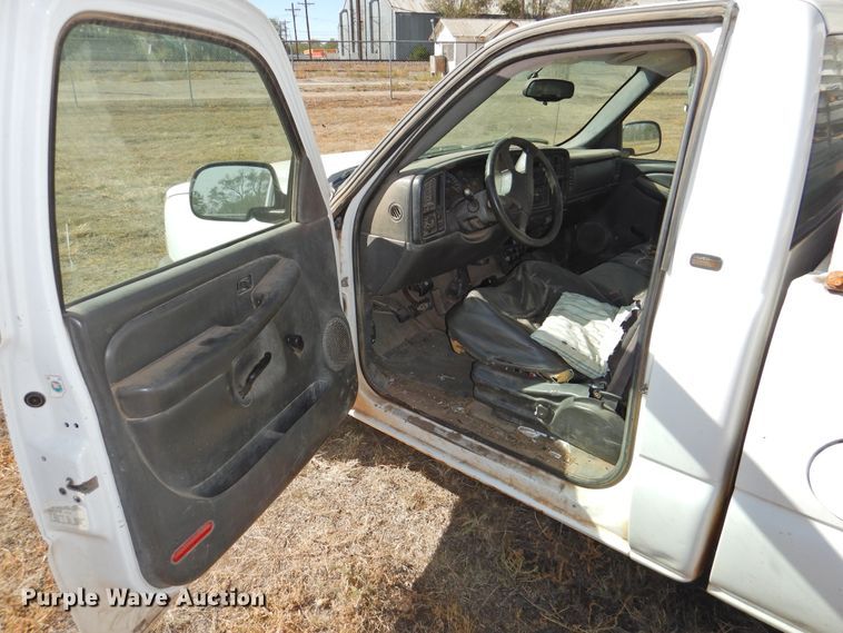 image for item DG1481 2005 Chevrolet Silverado 1500  pickup truck