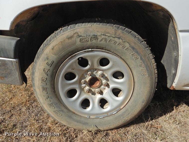 image for item DG1481 2005 Chevrolet Silverado 1500  pickup truck