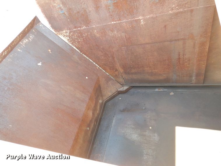 image for item DG1482 1995 Ford L8000  refuse truck