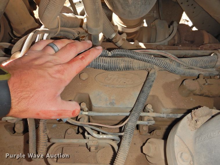 image for item DG1482 1995 Ford L8000  refuse truck