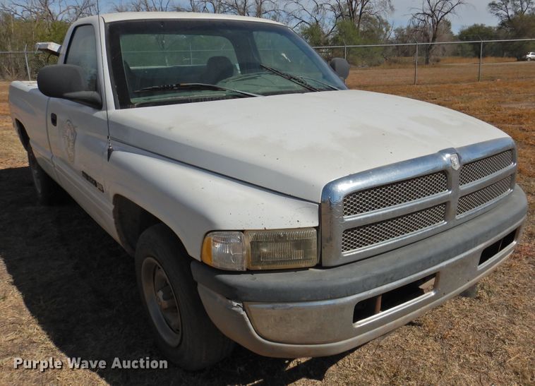image for item DG1486 1999 Dodge Ram 1500  pickup truck