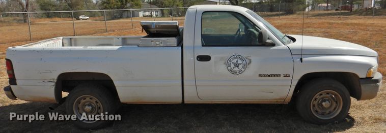 image for item DG1486 1999 Dodge Ram 1500  pickup truck