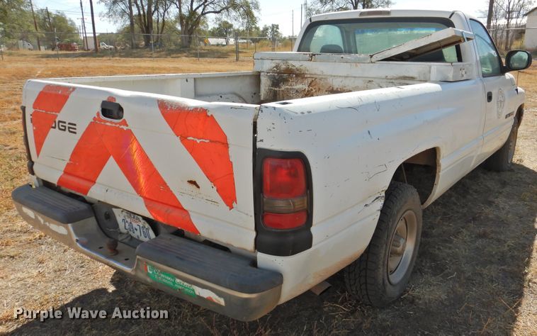 image for item DG1486 1999 Dodge Ram 1500  pickup truck
