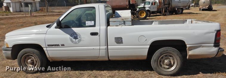 image for item DG1486 1999 Dodge Ram 1500  pickup truck