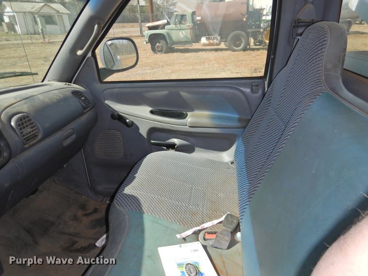 image for item DG1486 1999 Dodge Ram 1500  pickup truck