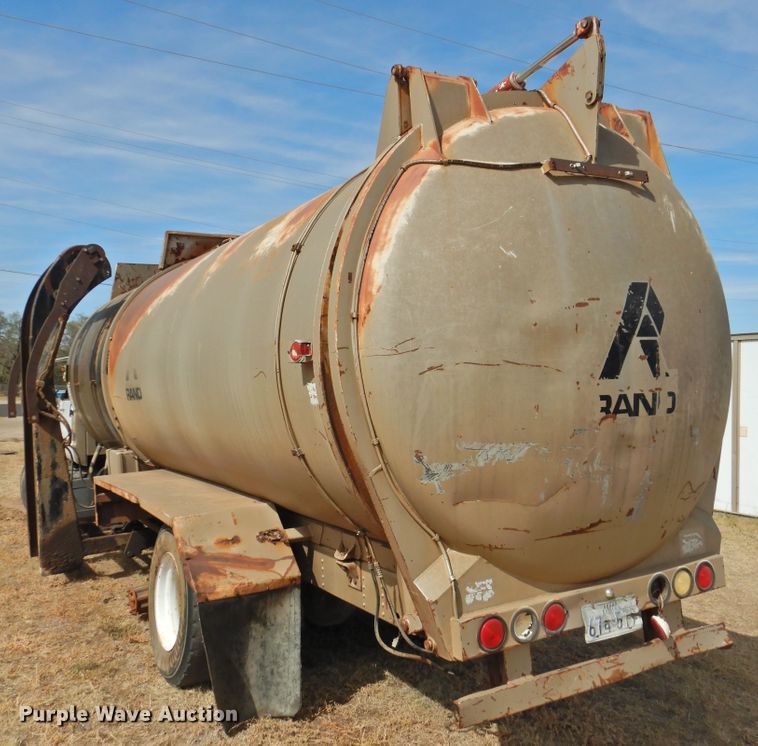 image for item DG1488 1993 Chevrolet Kodiak  refuse truck