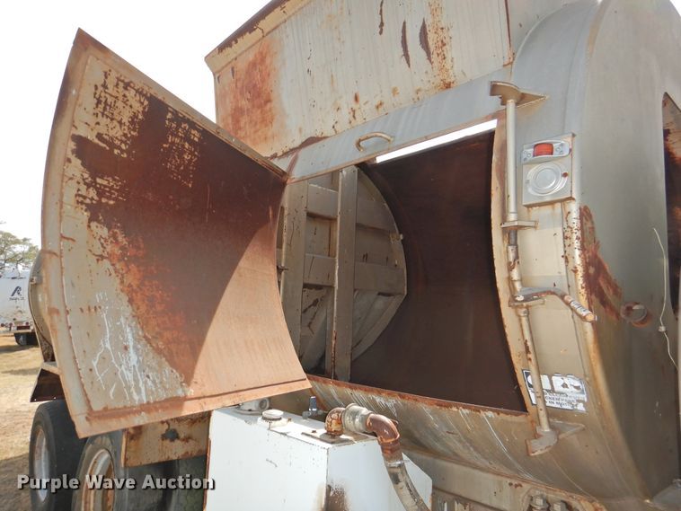 image for item DG1488 1993 Chevrolet Kodiak  refuse truck