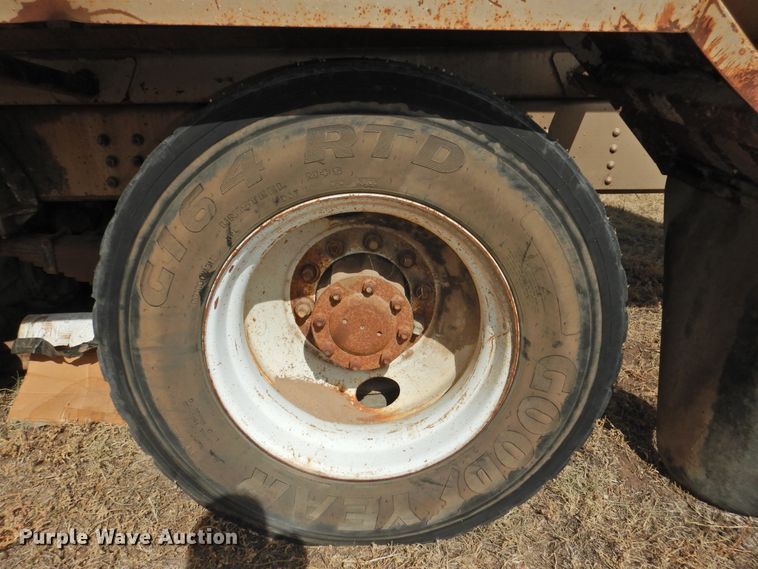 image for item DG1488 1993 Chevrolet Kodiak  refuse truck