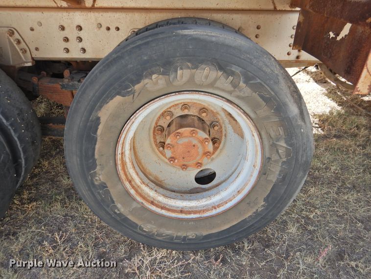 image for item DG1488 1993 Chevrolet Kodiak  refuse truck