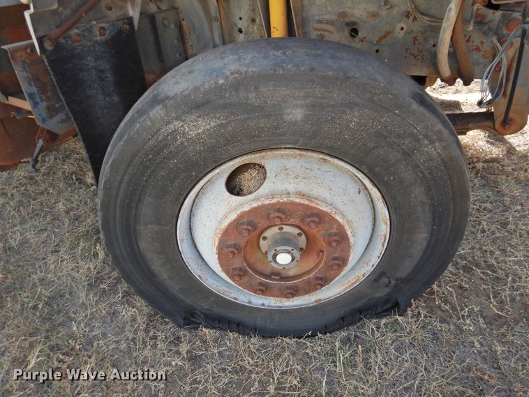 image for item DG1488 1993 Chevrolet Kodiak  refuse truck